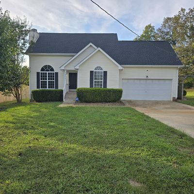 2495 Elkmont Dr, Clarksville, TN 37040