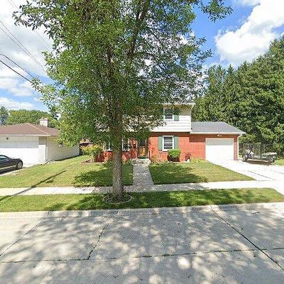 2518 Macarthur Ave, Sheboygan, WI 53083