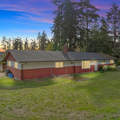 2615 Olympic Dr, Oak Harbor, WA 98277