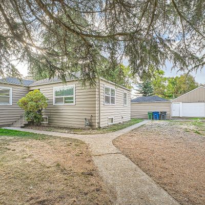 2627 S 146 Th St, Seatac, WA 98168