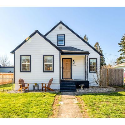 2704 Grant St, Vancouver, WA 98660