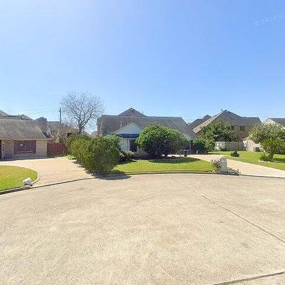 2246 Foreland Dr, Houston, TX 77077