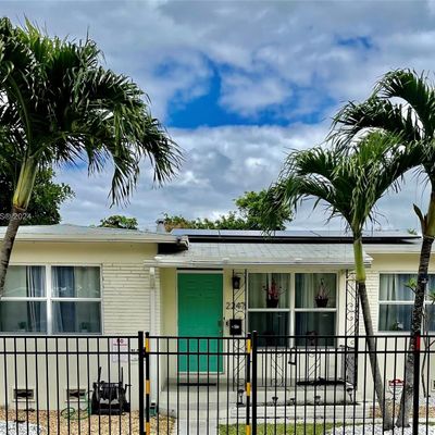 2247 Jackson St, Hollywood, FL 33020