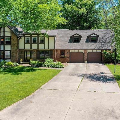 237 E Trillium Cir, Green Bay, WI 54313