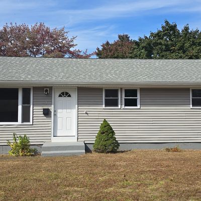 3 Sky St, Enfield, CT 06082