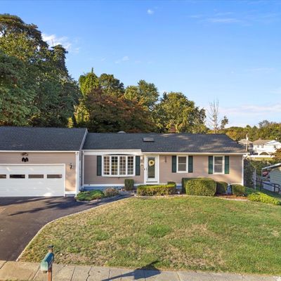 30 Wayne Rd, Milford, CT 06460