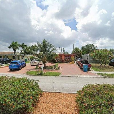 3015 Ocean Pkwy, Boynton Beach, FL 33435