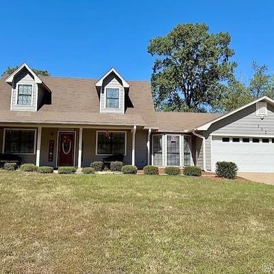 302 Regal Oaks Cir, White Hall, AR 71602