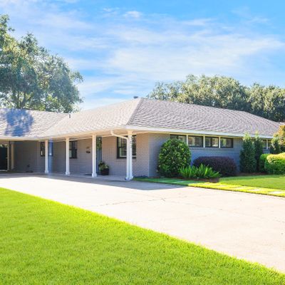 302 White Oak Dr, Lafayette, LA 70506