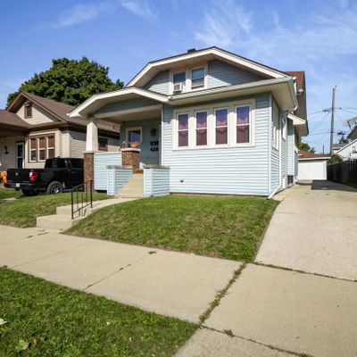 3030 Gilson St, Racine, WI 53403