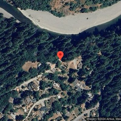 304 Cedar Ln, Redway, CA 95560