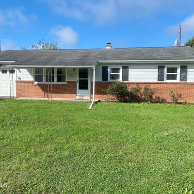 309 N 3 Rd St, Mifflinburg, PA 17844