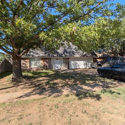 3102 W 20 Th St, Plainview, TX 79072