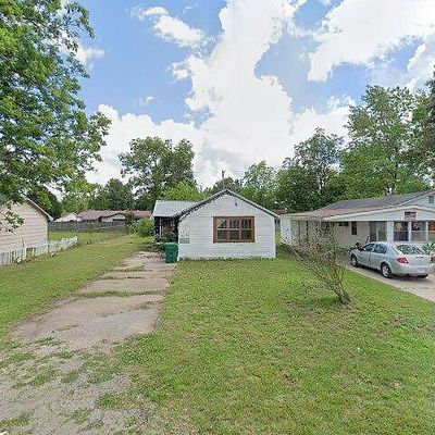 312 Oak St, East Prairie, MO 63845