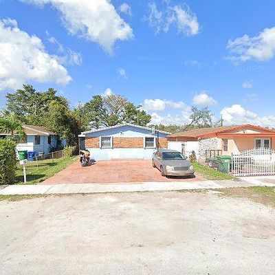 2885 Nw 56 Th St, Miami, FL 33142