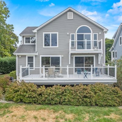 29 Terrace Ave, Niantic, CT 06357