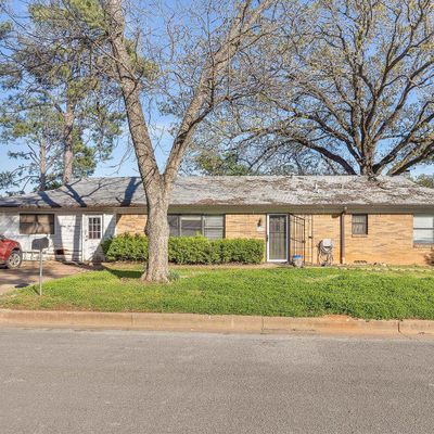 2918 Oak Knob St, Tyler, TX 75701