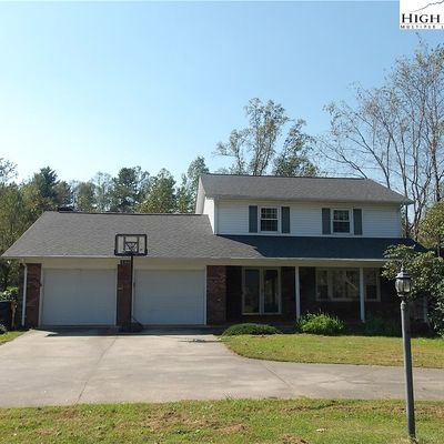 296 Raven Oak Dr, Wilkesboro, NC 28697