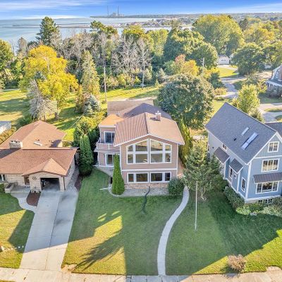 35 N Point Dr, Sheboygan, WI 53081