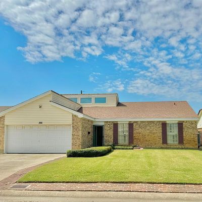 3511 Dominique Dr, Galveston, TX 77551