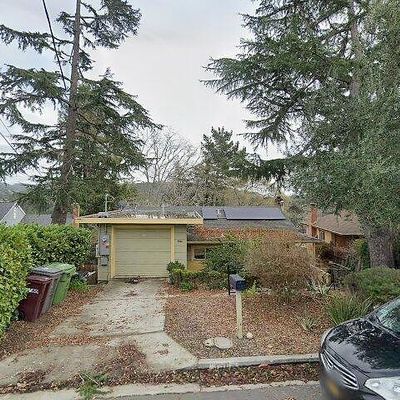 3568 Calandria Ave, Oakland, CA 94605