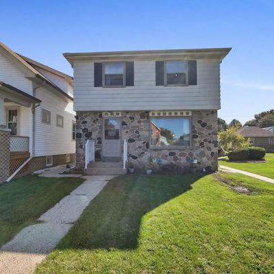 3647 E Holmes Ave, Cudahy, WI 53110