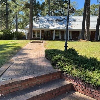 365 Mclendon Drive, Raymond, MS 39154