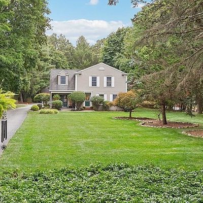 37 Morris Ave, Mahwah, NJ 07430