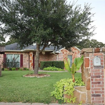 3811 Caleb Ct, Bryan, TX 77803