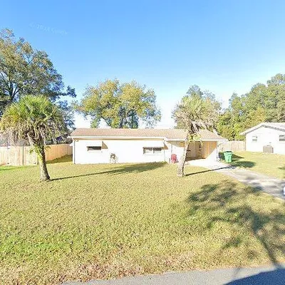 39051 Manor Dr, Zephyrhills, FL 33542