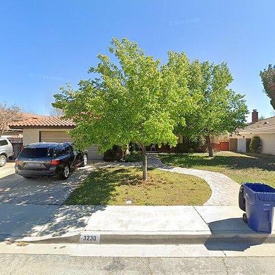 3230 Larwood Dr, Lancaster, CA 93536