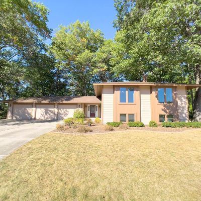 330 Wagon Wheel Ct, Green Bay, WI 54302