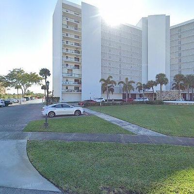 336 Golfview Rd #215, North Palm Beach, FL 33408