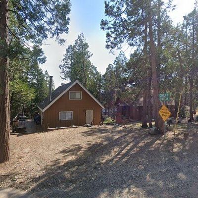 41823 Corlew Ln, Auberry, CA 93602