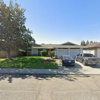 424 Gettysburg St, Turlock, CA 95382