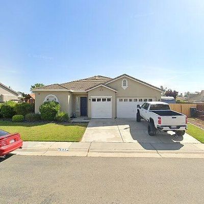 431 Sparrow Dr, Galt, CA 95632