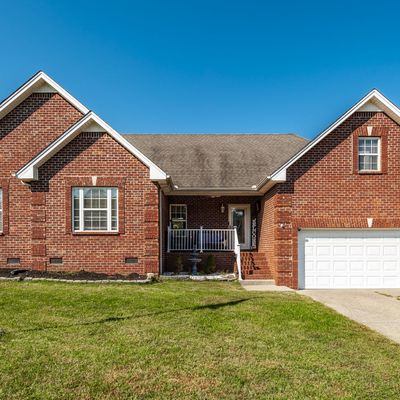 446 Robins Trl, Westmoreland, TN 37186