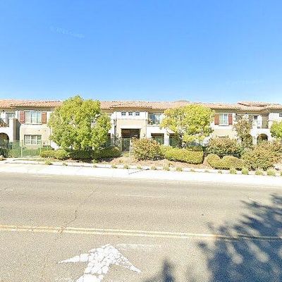 461 Country Club Dr #208, Simi Valley, CA 93065