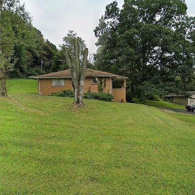 465 Donohoe Rd, Greensburg, PA 15601