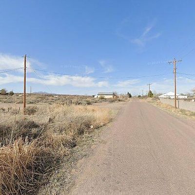 400 Duggins Dr, Polvadera, NM 87828