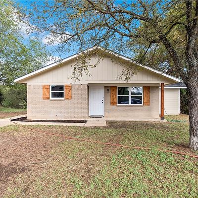 400 W Kleb St, Caldwell, TX 77836