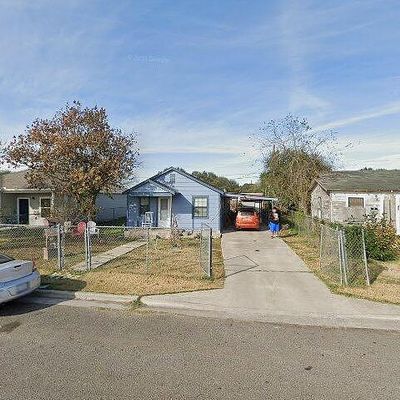 405 Violeta St, Alice, TX 78332