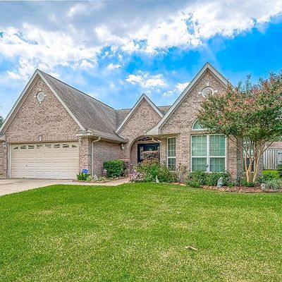 5105 Inverness Dr, Baytown, TX 77521