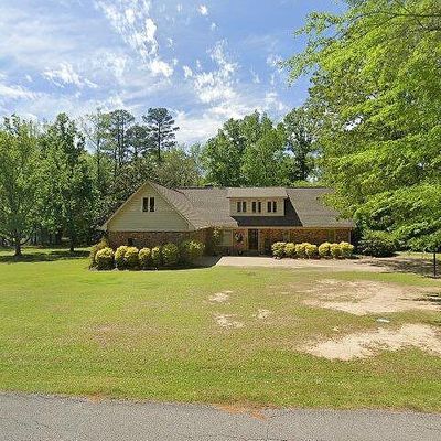 511 Meadowlane Dr, Aberdeen, MS 39730