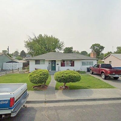 516 N Central Dr, Moses Lake, WA 98837