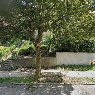 521 Hastings St, Pittsburgh, PA 15206