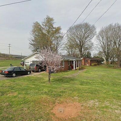 529 N Carolina Ave, Statesville, NC 28677