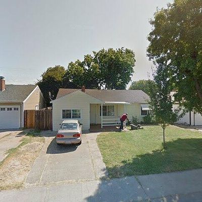 5401 Priscilla Ln, Sacramento, CA 95820