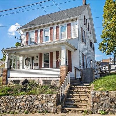 547 Columbia Ave, Bangor, PA 18013