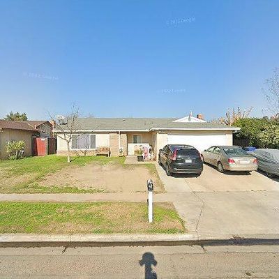 4687 E Belgravia Ave, Fresno, CA 93725